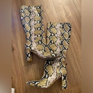 Ulla Johnson faux snake boots size 37